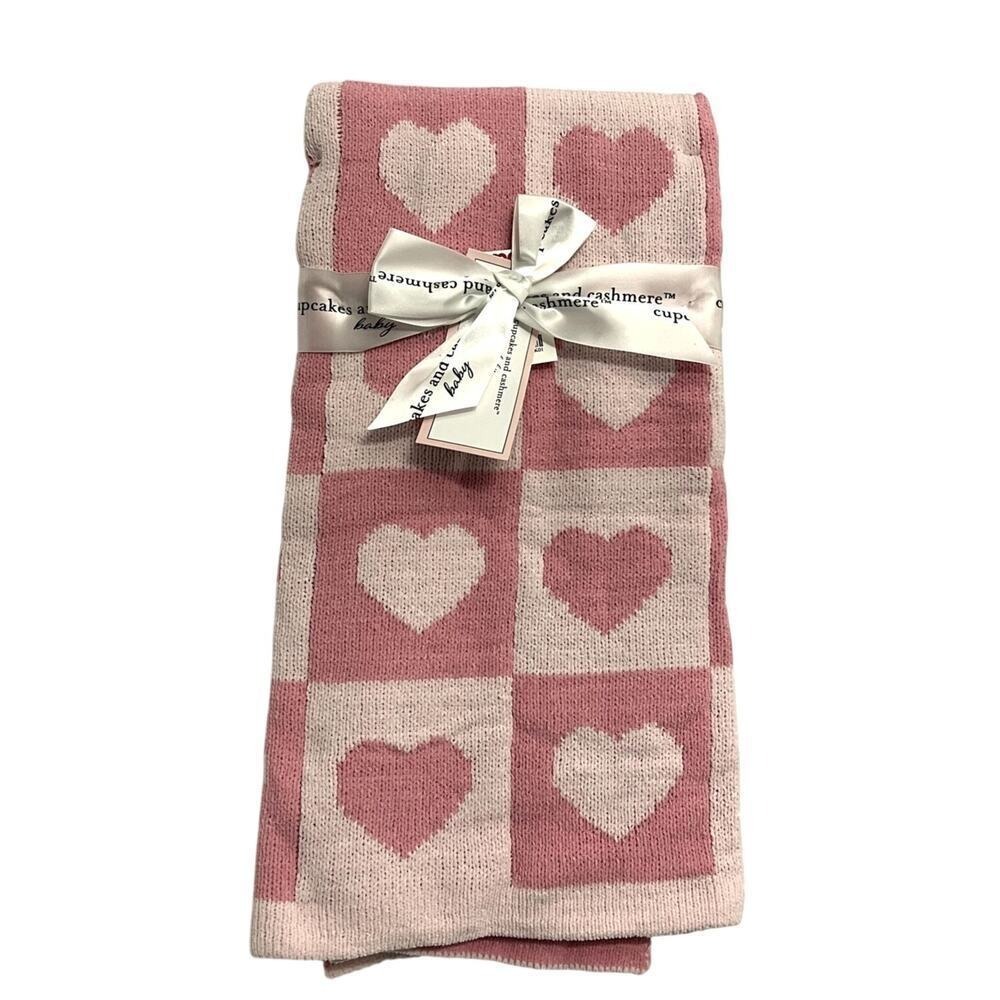 Cupcakes and Cashmere BABY Blanket Girl Perfect Baby Gift‎ Pink Hearts 30x40